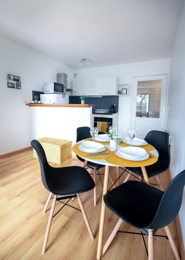 Le Retro Chic - T2 Haut Standing Au Coeur De Corbeil - 48 M2 Apartment ภายนอก รูปภาพ